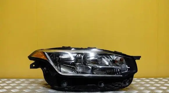 Volvo XC90 Headlight/headlamp 31353140 1918