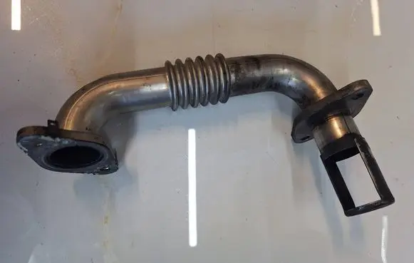 Chevrolet Captiva EGR valve line/pipe/hose