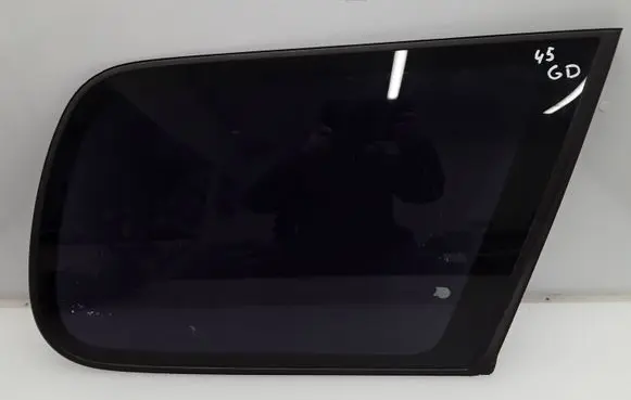 Honda Shuttle Rear side window 43R00033 DOT20M2H3AS2