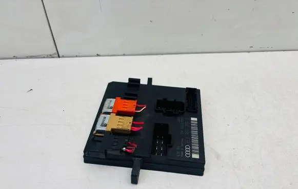 Audi A4 S4 B6 8E 8H Comfort/convenience module 8E0907279E