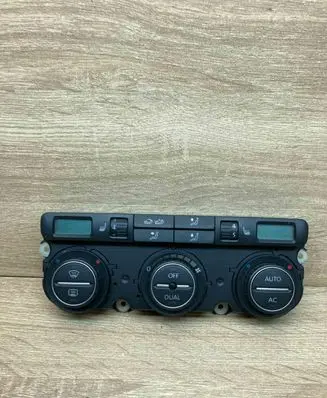 Volkswagen PASSAT B6 Climate control unit 74677581