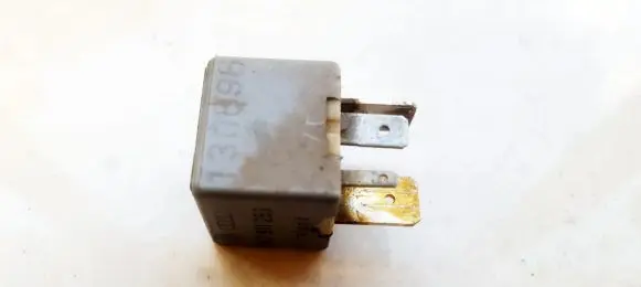 Volkswagen Golf III Other relay 357911253