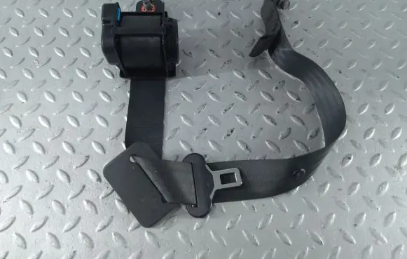 KIA Optima Rear seatbelt 898102T000VA