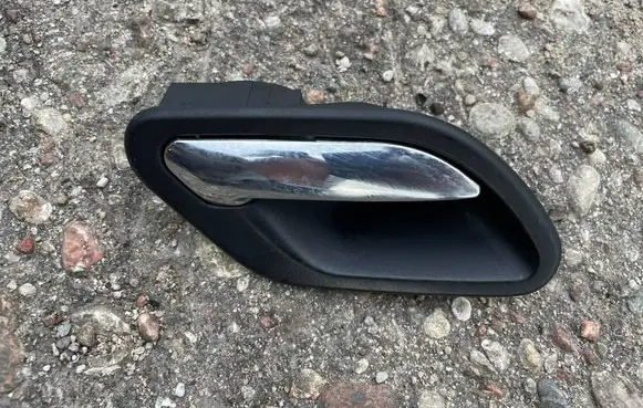 BMW 5 E39 Rear door interior handle 7032926