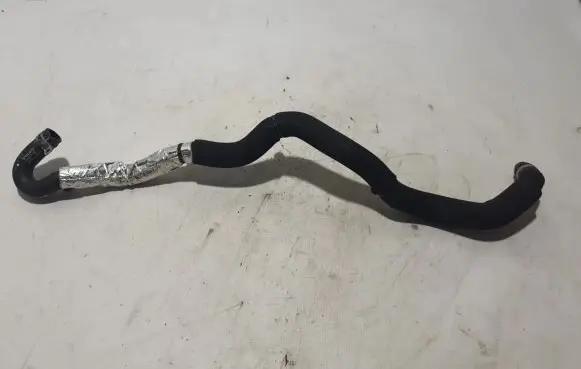 Volvo C40 Engine coolant pipe/hose 32339721