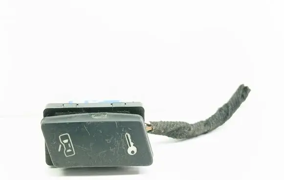 Volkswagen Touran I Central locking switch button 1T0962125 293303S