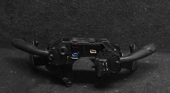 Citroen C4 I Picasso Indicator stalk 96644962XT