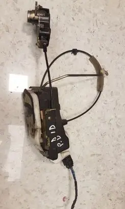 Mitsubishi Pajero Front door lock