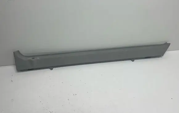 Mitsubishi Delica Sliding door card MB416580