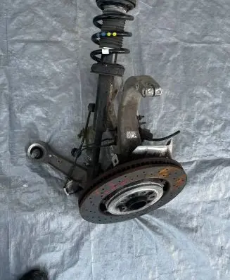 Alfa Romeo Giulia Front wheel hub spindle knuckle 00505397380