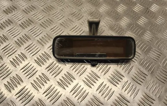 Toyota Yaris Rear view mirror (interior) E11015709