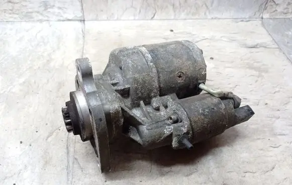 Skoda Fabia Mk1 (6Y) Starter motor 047911023G