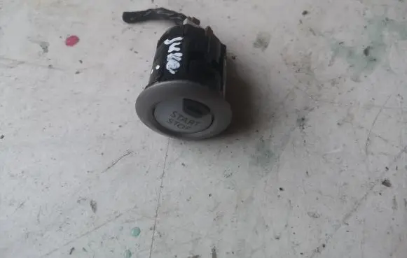 Nissan Juke I F15 Start/Stop control module 