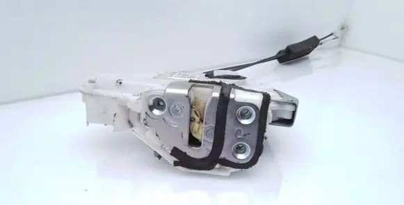 Honda CR-V Front door lock 72111SWAE1 SWAE1RHFR L0107170A
