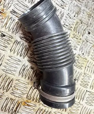 Jeep Renegade Air intake hose/pipe 52152086