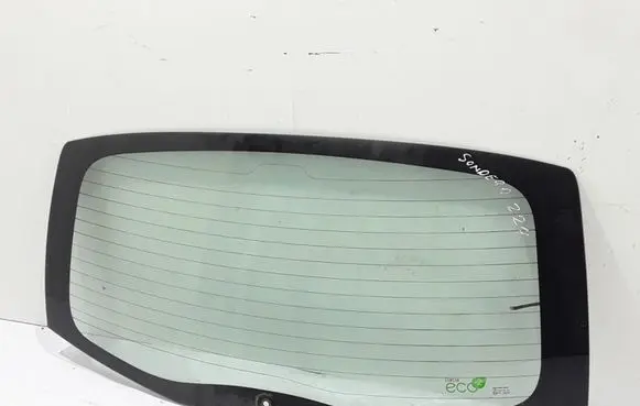 Dacia Sandero Rear windscreen/windshield window 903008242R