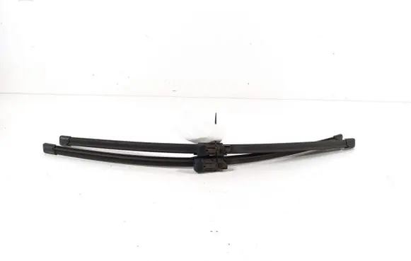 Opel Ampera Front wiper blade arm 22821250