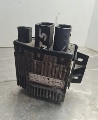 Volkswagen Transporter - Caravelle T5 Fan control module 3B0919506 898999000 7H0959507