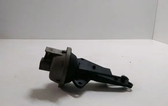 Ford Mondeo Mk III Valve vacuum 1S7G9L492
