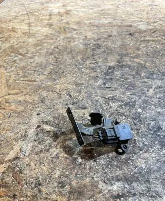 Opel Signum Air pressure sensor 24426679 1623
