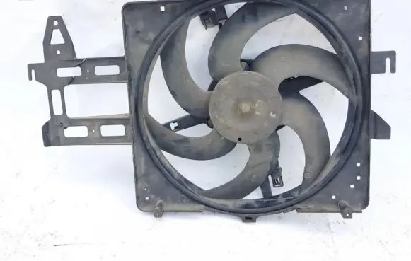 Ford Escort Radiator cooling fan shroud 94AB8146AD