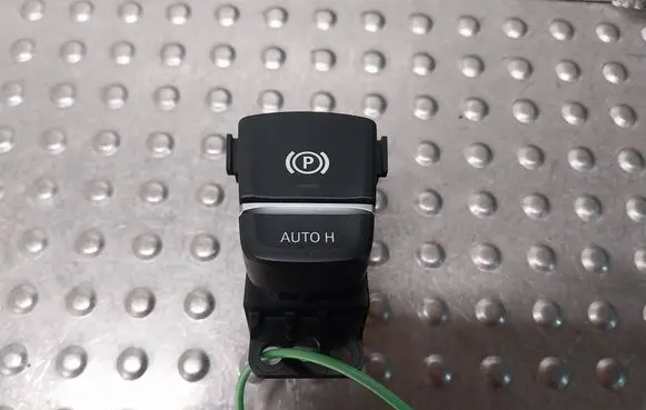 BMW X4 G02 Hand parking brake switch 9109311