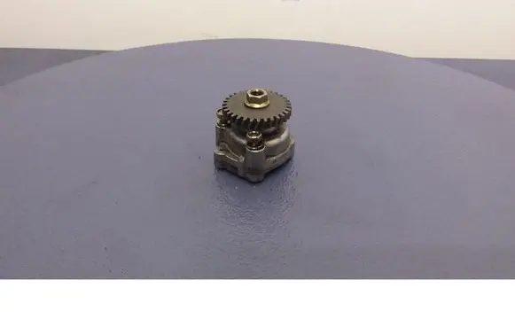 AC 428 Oil pump Z402