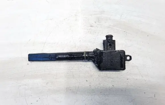 Volkswagen Polo IV 9N3 Oil level sensor 045907660 00813401