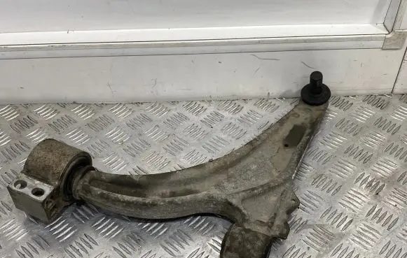 Opel Ampera Front lower control arm/wishbone