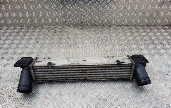 BMW 3 E90 E91 Intercooler radiator 3093796