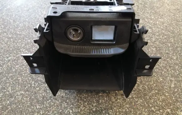 Opel Zafira C Glove box central console 1059761X 13293521
