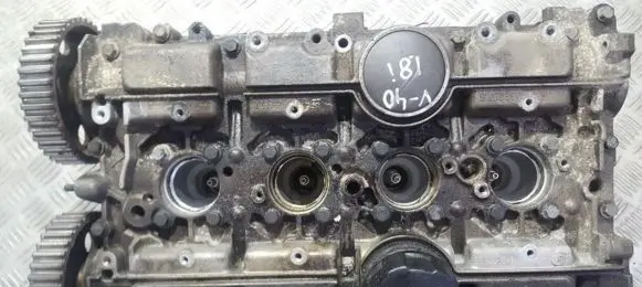 Volvo S40, V40 Engine head 100105