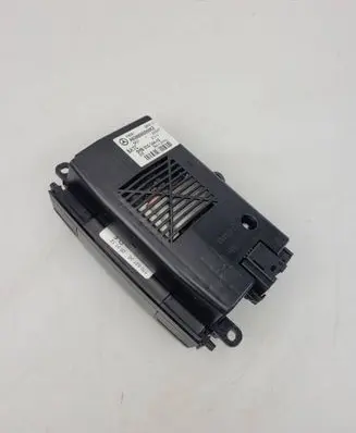Mercedes-Benz Vito Viano W638 Interior fan control switch A6398300500
