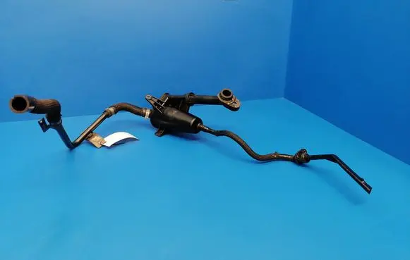 Opel Insignia A Oil breather separator 55567249 565581915