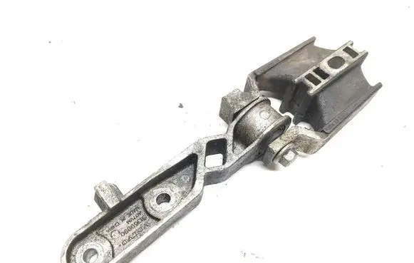 Volvo S90, V90 Gearbox mount 31359890 AD7VWM