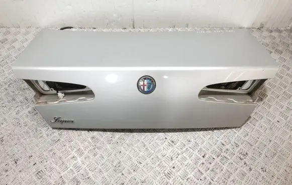 Alfa Romeo 166 Tailgate/trunk/boot lid