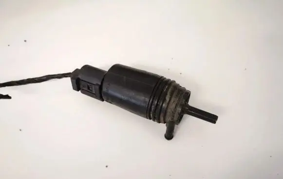 BMW 7 E65 E66 Windscreen/windshield washer pump 67128377612 67.12-8377612
