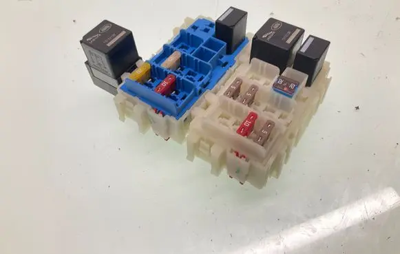 Land Rover Discovery Sport Fuse module