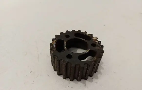 Volkswagen Golf VI Fuel pump gear (pulley) 03L130111E