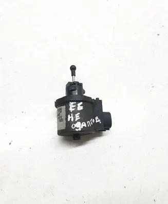 Lexus RX 330 - 350 - 400H Headlight level adjustment motor 8651000610 8566150040 3740077184