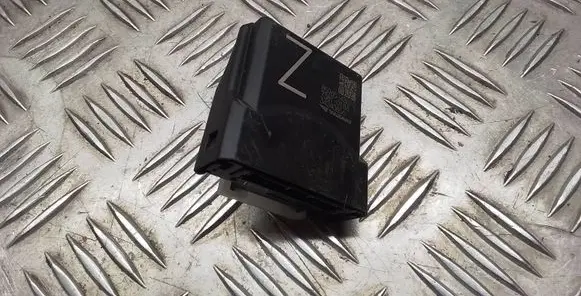 Lexus RX V Interior lighting relay 8596548010