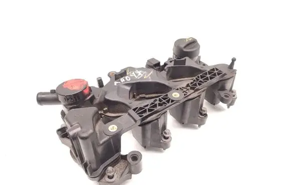 Opel Vivaro Rocker cam cover 9827622780 P1001846