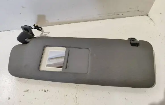 Volkswagen Touareg I Sun visor 7L6857551AC