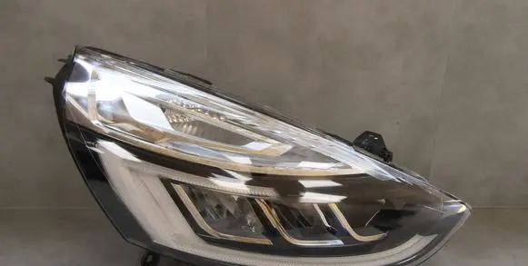 Renault Clio IV Headlight/headlamp 260100274R