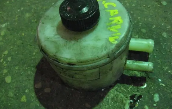 KIA Carnival Power steering fluid tank/reservoir