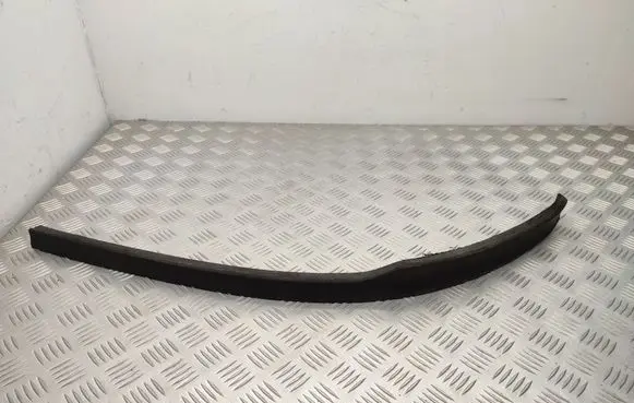 Opel Corsa E Front bumper lip 39003574