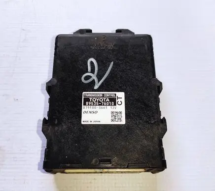Toyota Prius (XW30) Gearbox control unit/module 8953576010