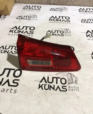 Lexus IS 220D-250-350 Tailgate rear/tail lights