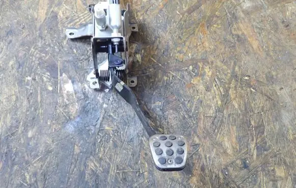 Honda Civic Clutch pedal