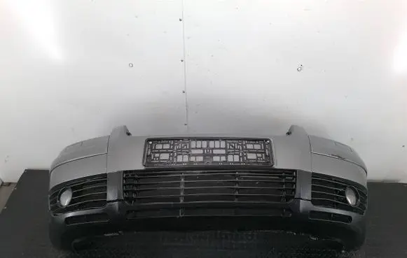 Volkswagen PASSAT B5.5 Front bumper 